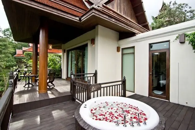 Jacuzzi Villa
