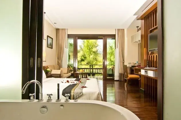 Mountain Deluxe Room