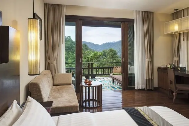 Mountain Deluxe Room