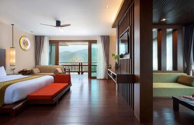 Sky Mountain Junior Suite