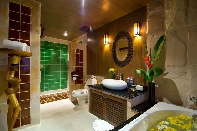 Deluxe Hotel, Sea View