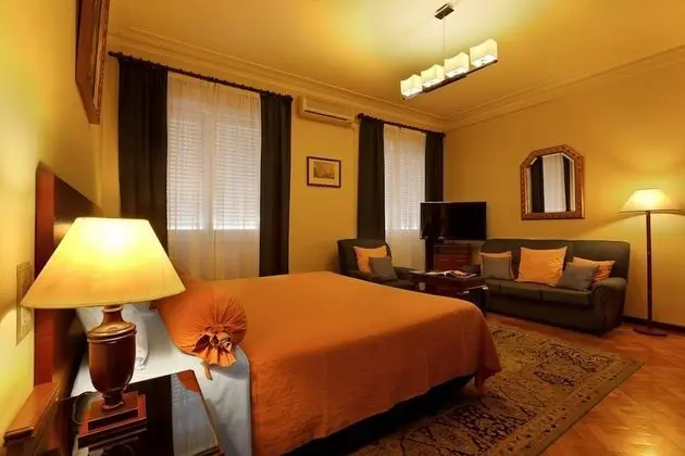 Süit, 1 En Büyük (King) Boy Yatak