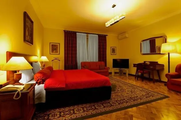 Süit, 1 En Büyük (King) Boy Yatak