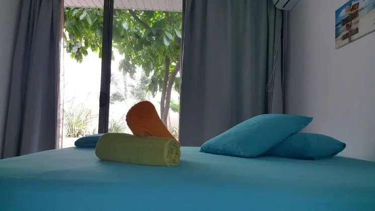 Tek Büyük Yataklı Oda, Özel Banyo, Bahçe Manzaralı (Fakarava Room)