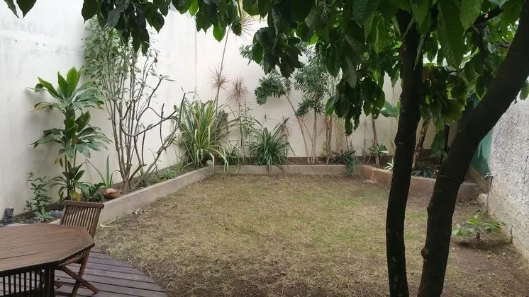 Tek Büyük Yataklı Oda, Özel Banyo, Bahçe Manzaralı (Fakarava Room)