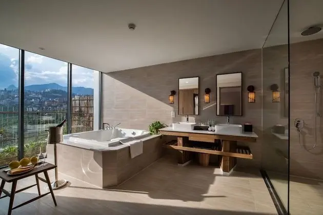 Red Dao Suite