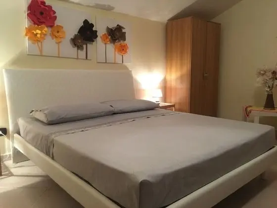 Tek Büyük Yataklı Oda, Ortak Banyo