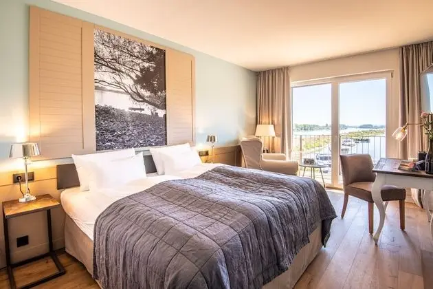 Comfort Tek Büyük Yataklı Oda