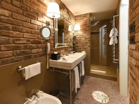 Deluxe Süit, 1 En Büyük (King) Boy Yatak, Manzaralı (Canal View)