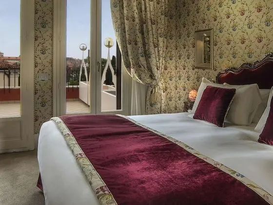 Deluxe Oda, 1 En Büyük (King) Boy Yatak, Teras, Manzaralı (or Terrace View)