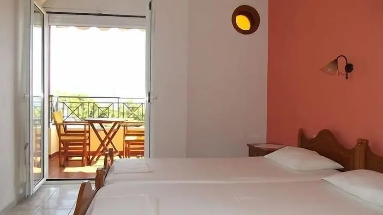 Tek Büyük Yataklı Oda, Bahçe Manzaralı