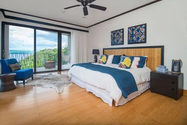 Vista Tranquila - Condo