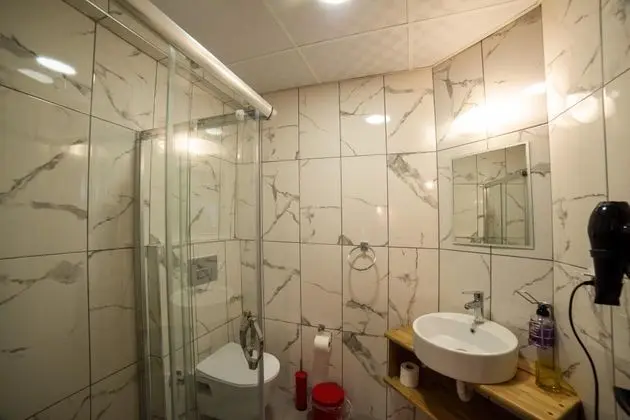 Müstakil Girişli Bahçe Odası