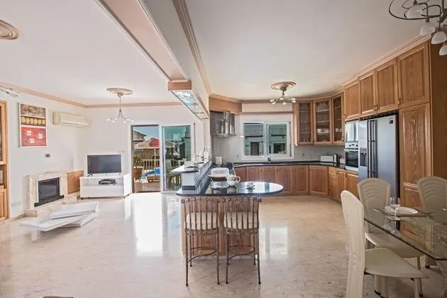 Villa, 5 Yatak Odası, Engellilere Uygun