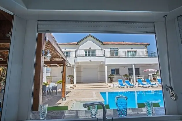 Villa, 5 Yatak Odası, Engellilere Uygun