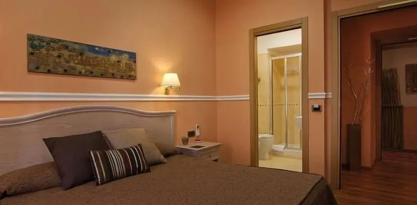 Tek Büyük Yataklı Oda