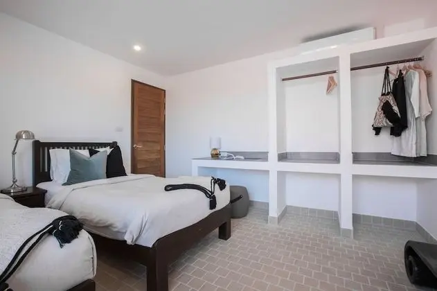 3 Bedrooms Villa