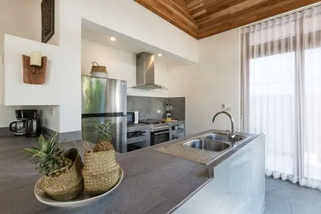 3 Bedrooms Villa