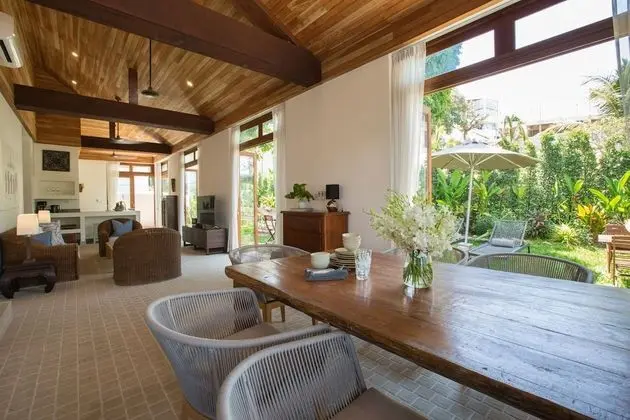 3 Bedrooms Villa