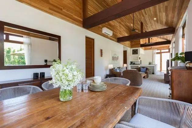 3 Bedrooms Villa