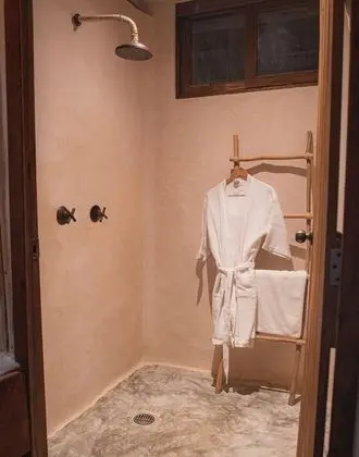 Design Çatı Katı (Loft), 1 En Büyük (King) Boy Yatak, Kişiye Özel Havuzlu, Okyanus Manzaralı