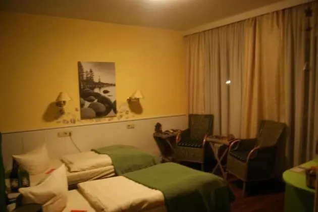 Tek Büyük veya İki Ayrı Yataklı Oda