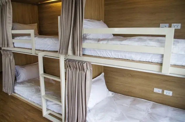 Ortak Ranzalı Oda, Sadece kadınlar için (8-person)