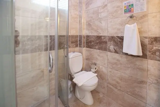 Standard Tek Büyük Yataklı Oda