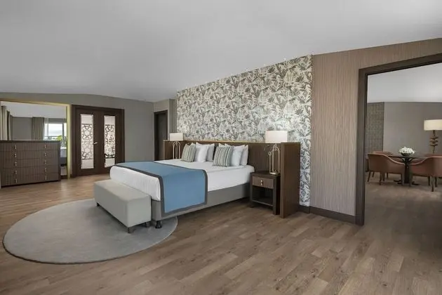 King Suite