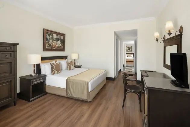 Presidential Villa, 5 Yatak Odası, Plaj Manzaralı