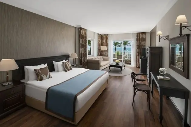 Presidential Villa, 5 Yatak Odası, Plaj Manzaralı