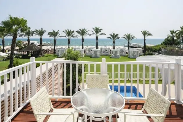 Presidential Villa, 5 Yatak Odası, Plaj Manzaralı