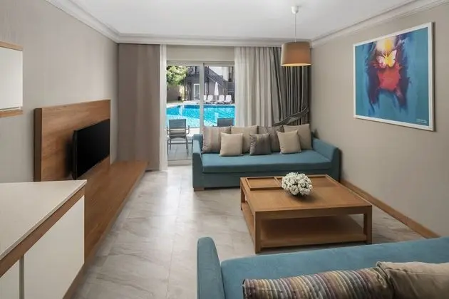 Select Villa