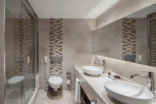 Select Villa