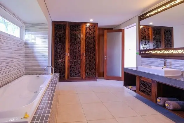 Tek Büyük Yataklı Oda, Bahçe Manzaralı