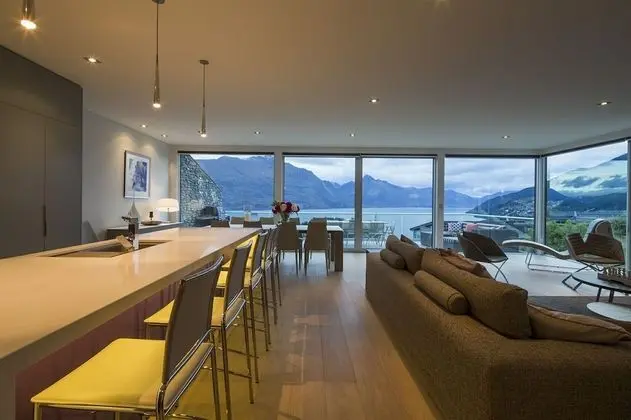 Luxury Villa, 4 Yatak Odası, Sıcak Su Havuzu, Göl Manzaralı