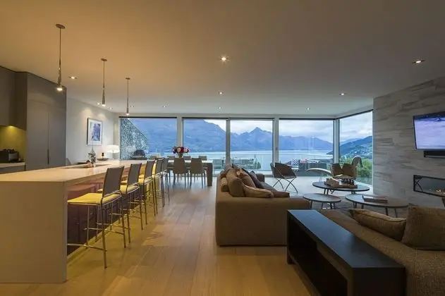 Luxury Villa, 4 Yatak Odası, Sıcak Su Havuzu, Göl Manzaralı