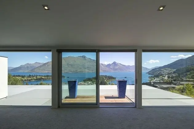 Luxury Villa, 4 Yatak Odası, Sıcak Su Havuzu, Göl Manzaralı