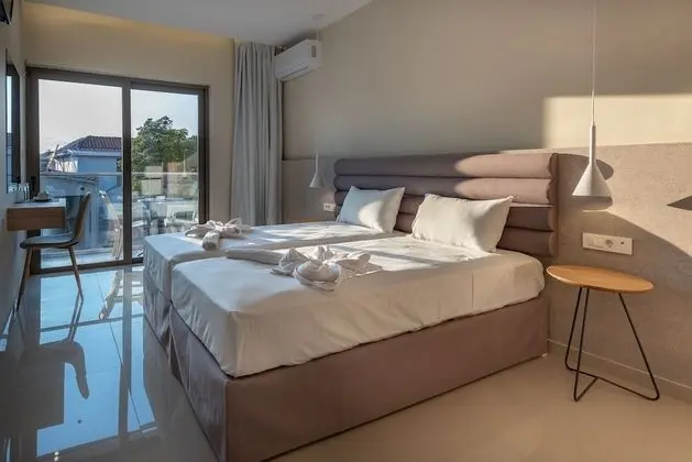 Standard Tek Büyük veya İki Ayrı Yataklı Oda