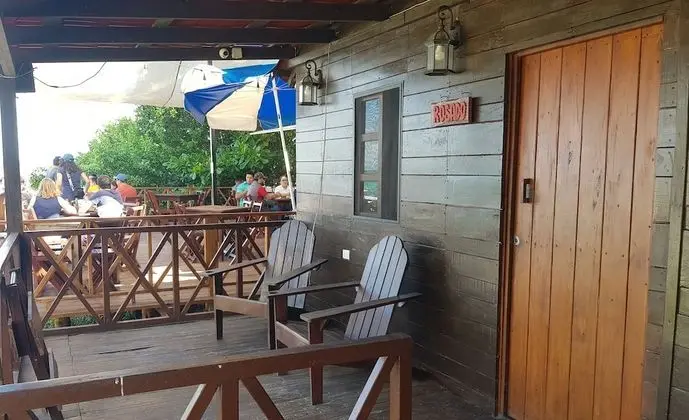 Basic Kulübe, 1 En Büyük (King) Boy Yatak ve Çekyat