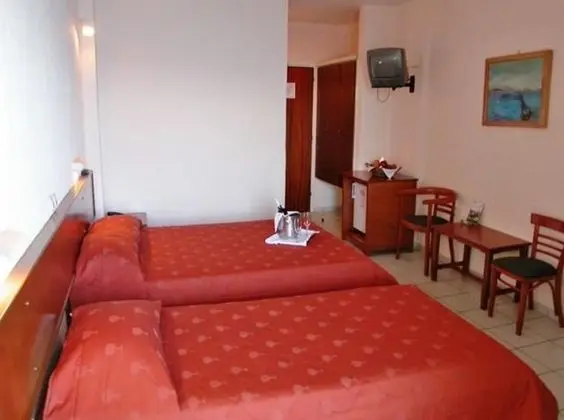 1 Çift Kişilik Veya 2 Tek Kişilik Yatak Standard