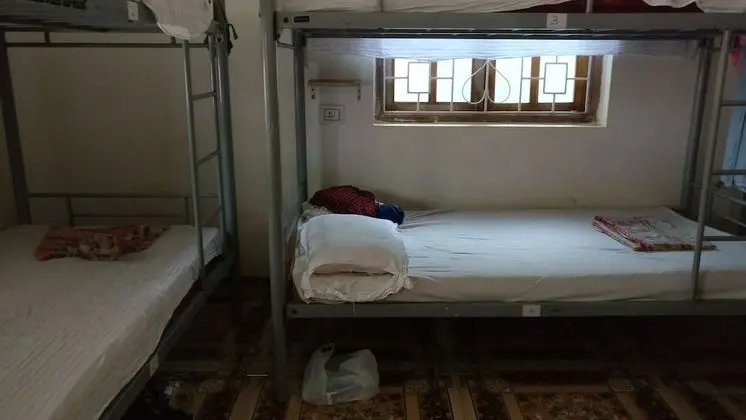 Ortak Ranzalı Oda, Karma Ranzalı Oda (Non AC)