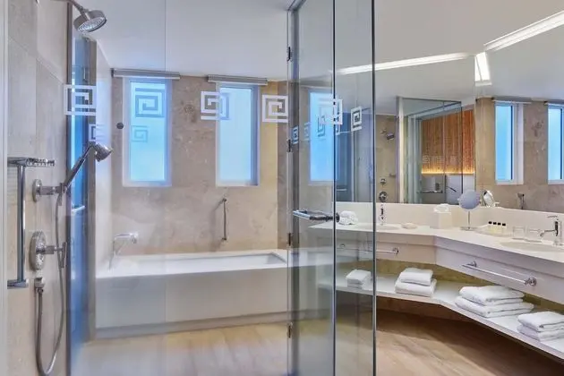 Süit, 1 En Büyük (King) Boy Yatak, Okyanusa Sıfır