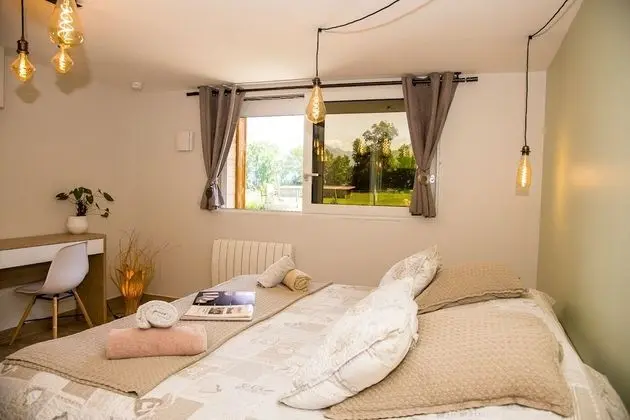 Design Tek Büyük Yataklı Oda, 1 Yatak Odası, Bahçe Manzaralı (Bleue)