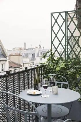 Superior Tek Büyük Yataklı Oda, Balkon