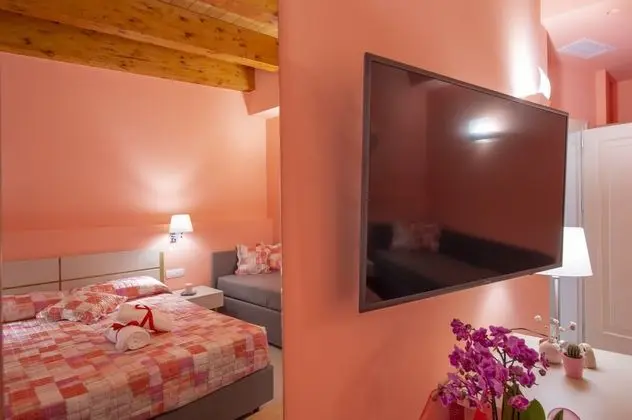 Deluxe Üç Kişilik Oda, Birden Çok Yatak