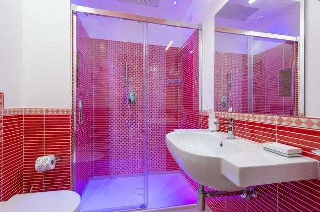 Deluxe Üç Kişilik Oda, Birden Çok Yatak