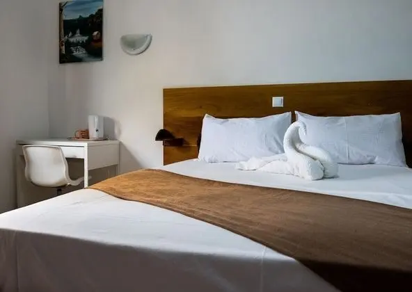 Deluxe Üç Kişilik Oda