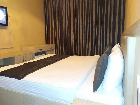 Comfort Büyük Yataklı Tek Kişilik Oda, Engellilere Uygun, Sigara İçilebilir