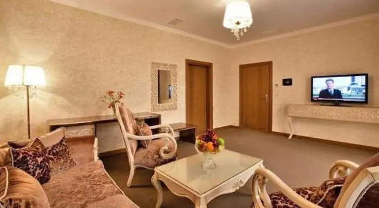 Luxury Süit, 1 En Büyük (King) Boy Yatak, Sigara İçilebilir, Şehir Manzaralı